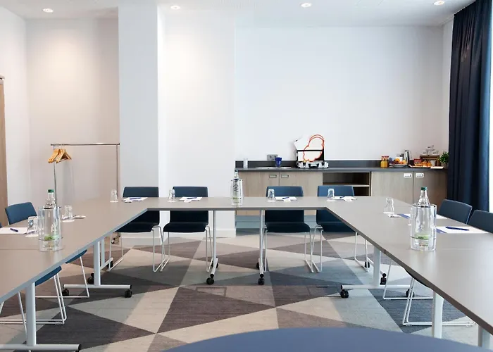 Ξενοδοχείο Express - 3*